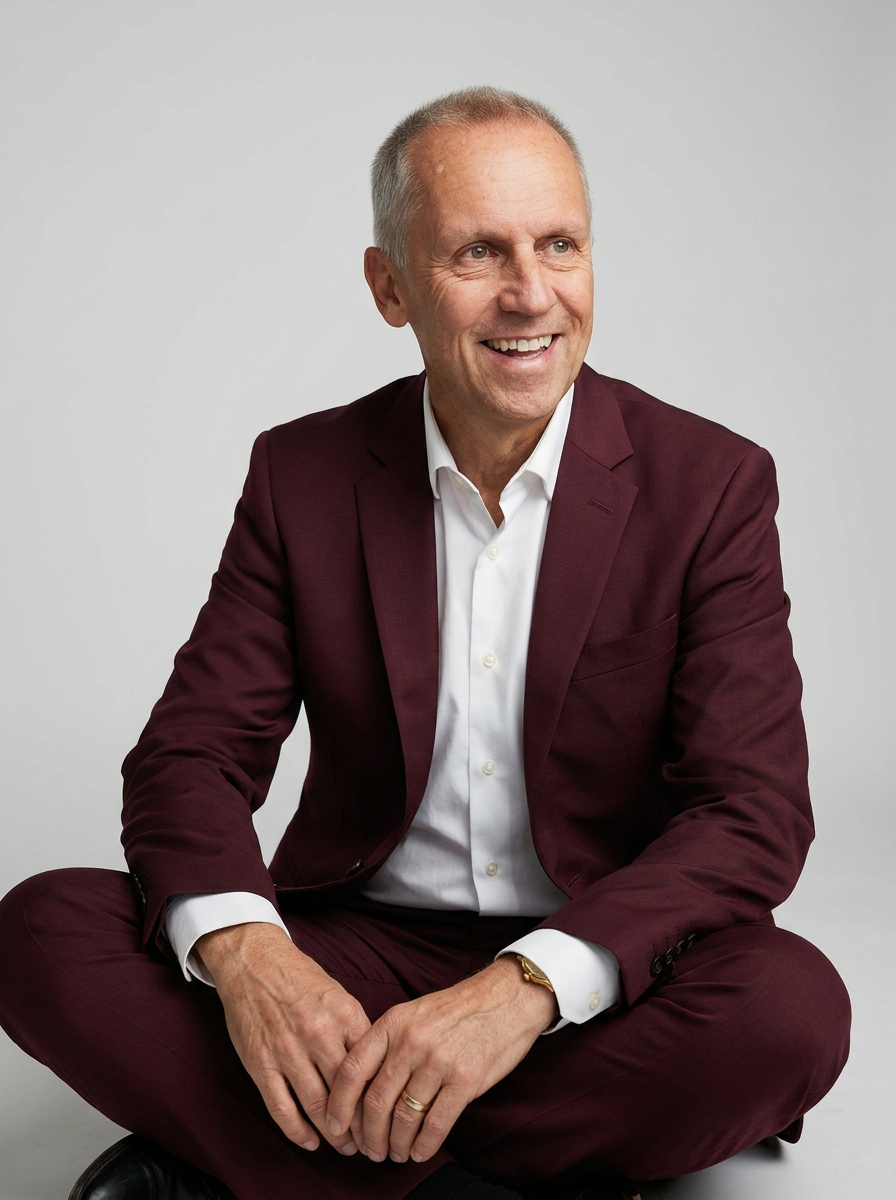 Professional AI Headshot Portrait - LinkedIn Profile Photo - Pearl & Indigo